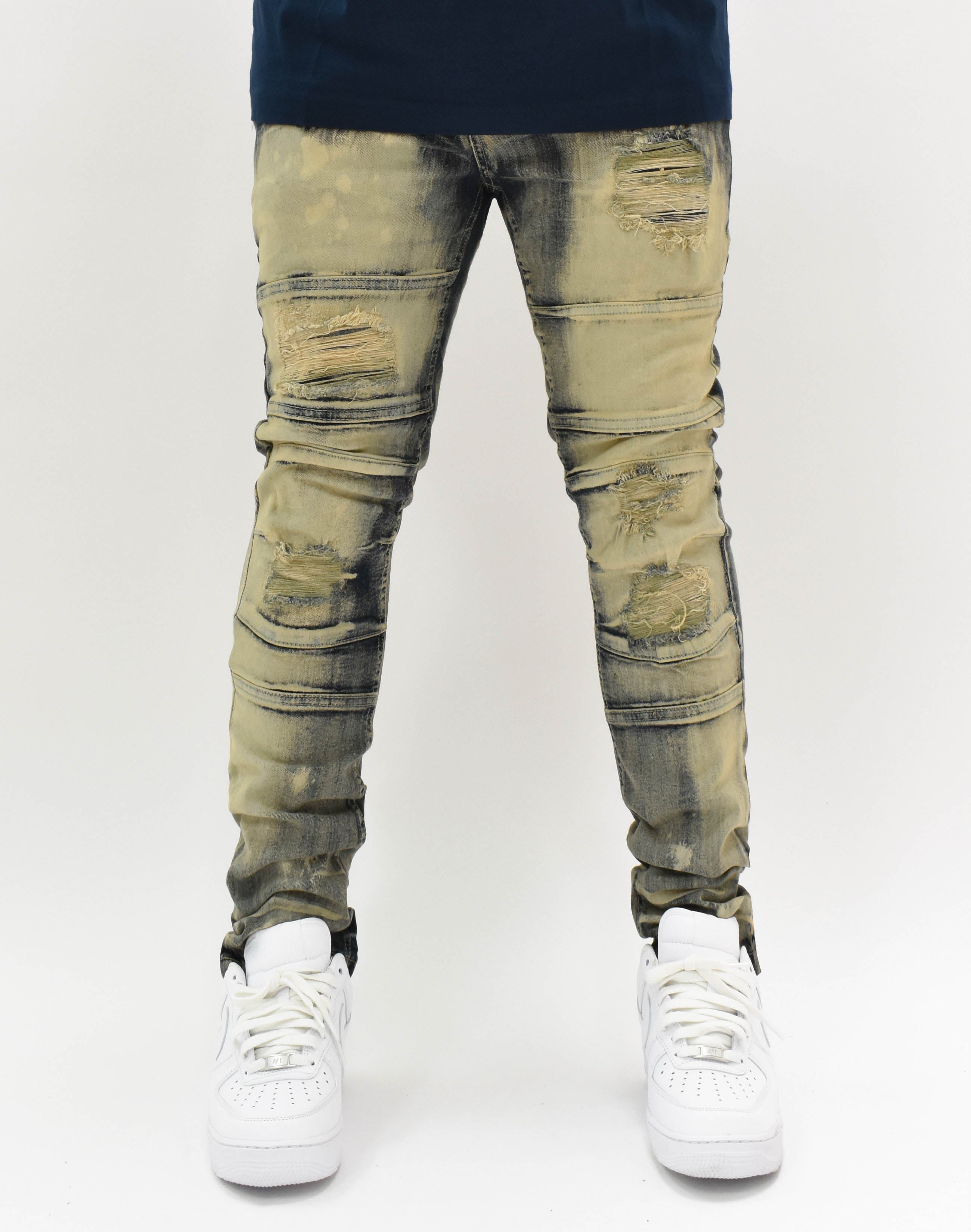 D20027 Vintage Ripped Denim