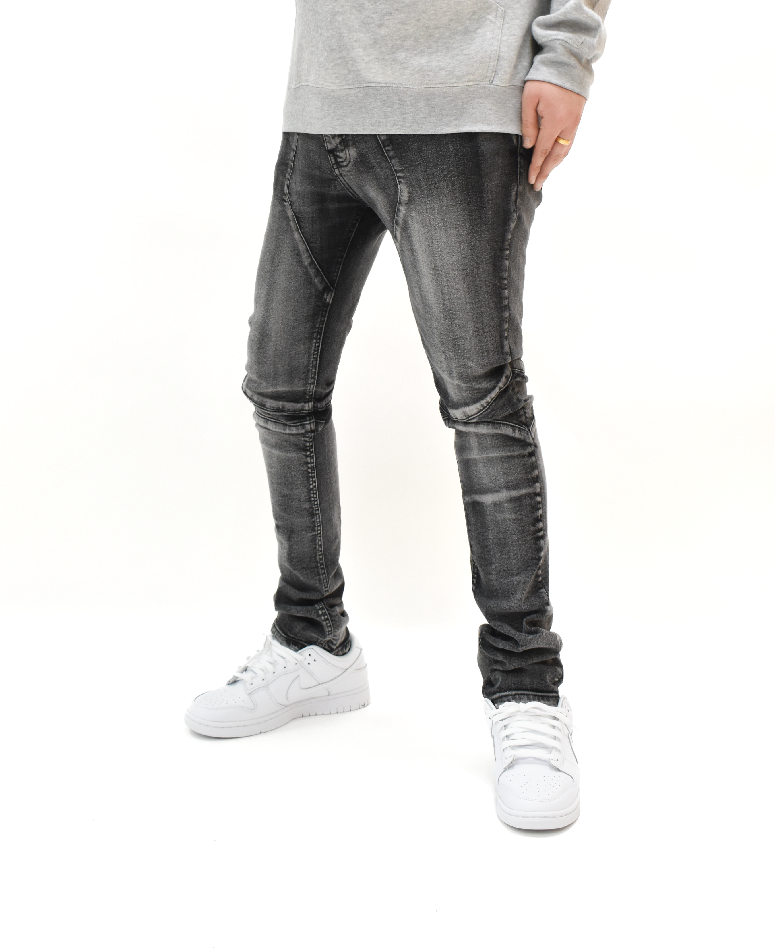 EV330046 Built Denim