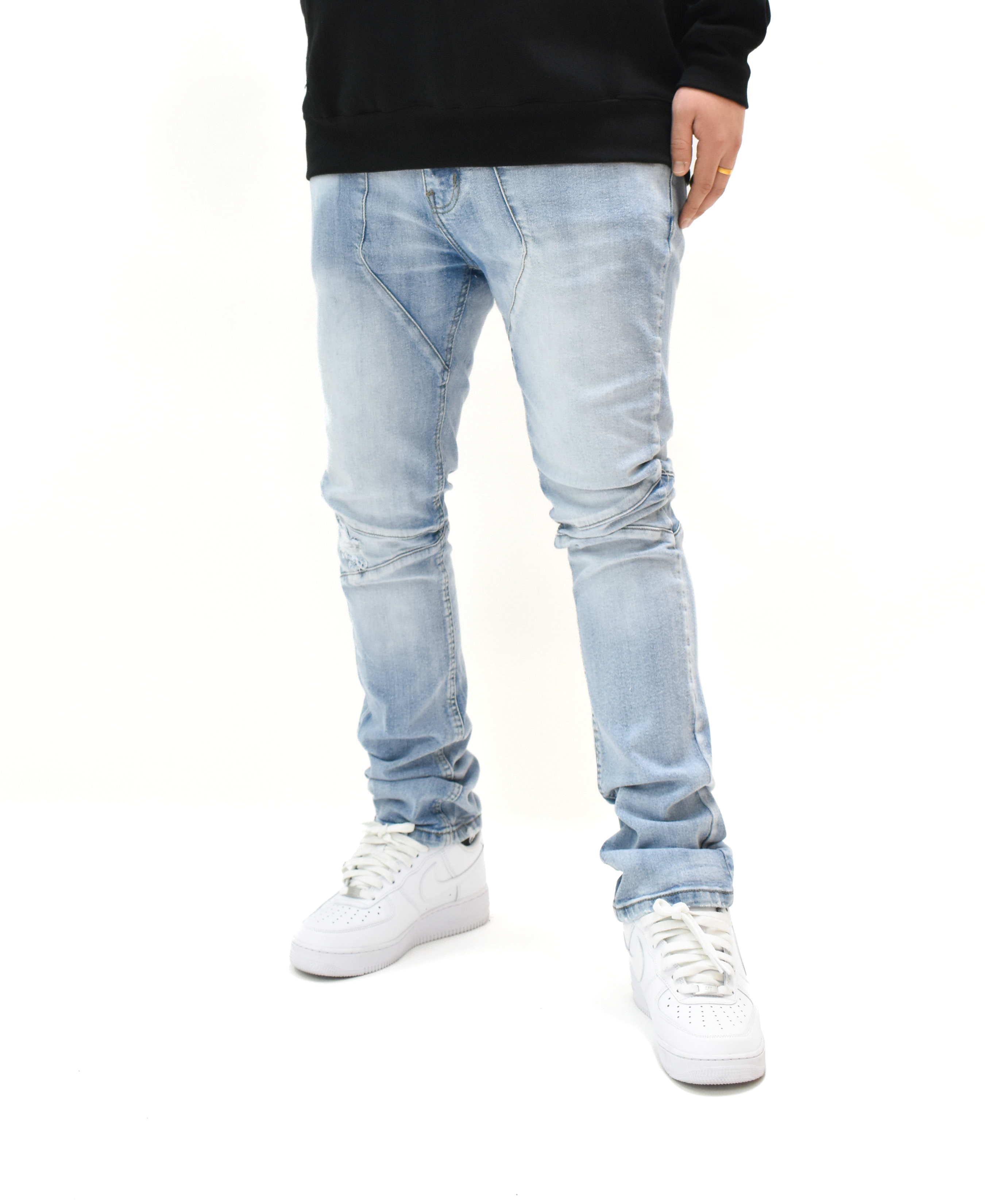 EV330046 Built Denim