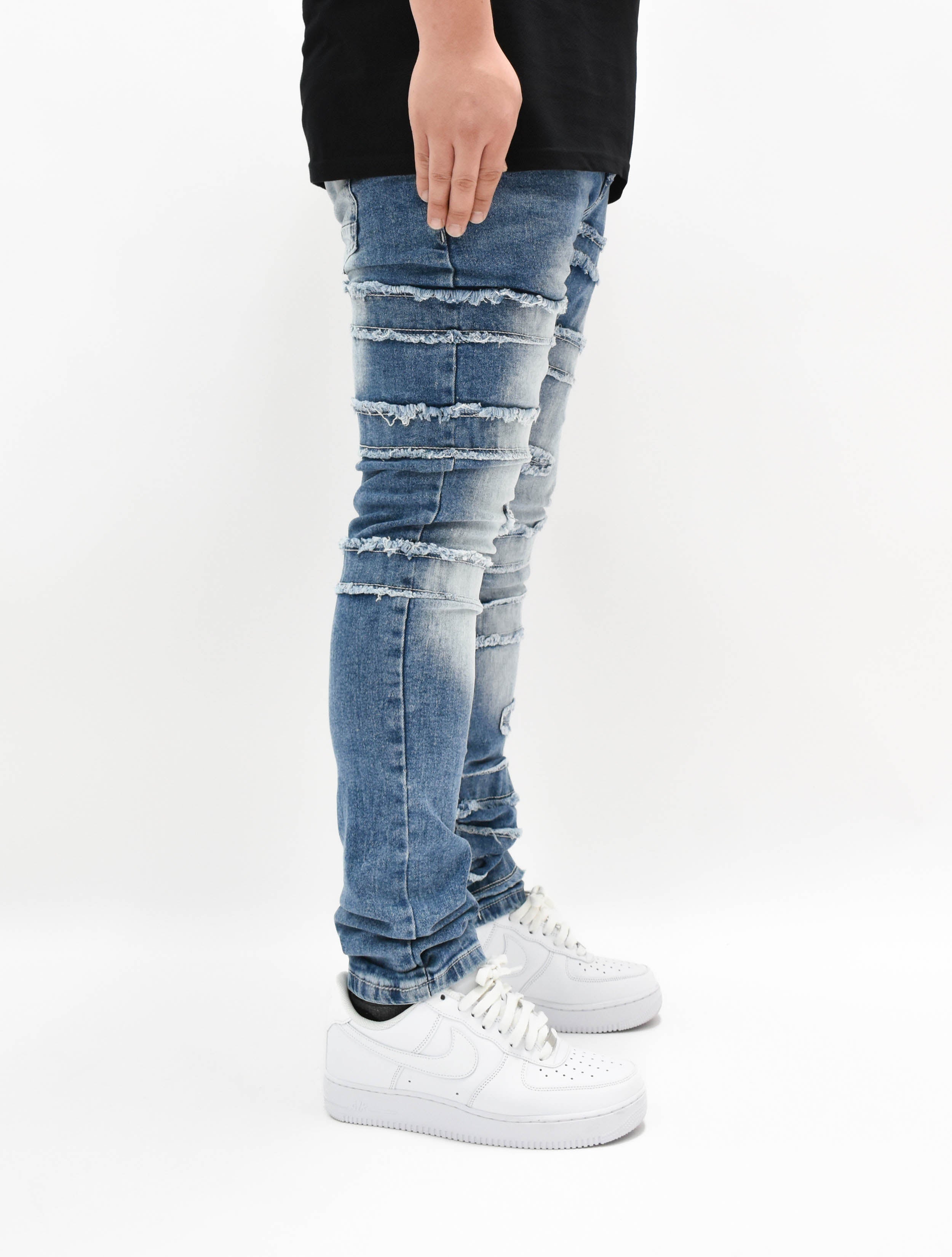 D2005 Distressed Denim