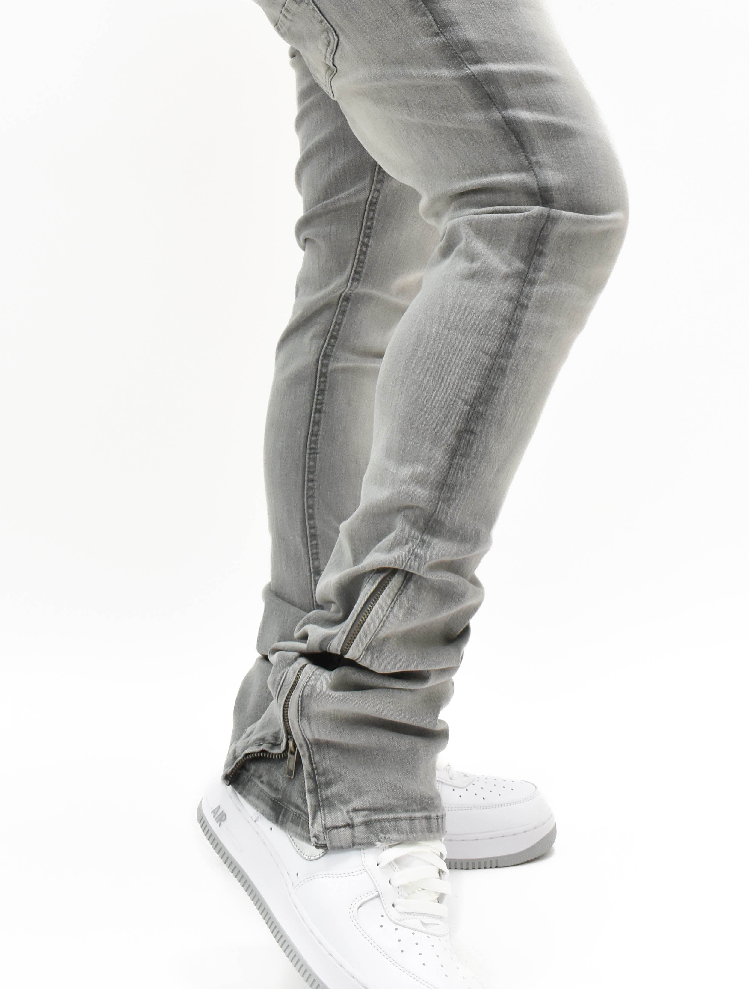 R651 Zip Flared Denim