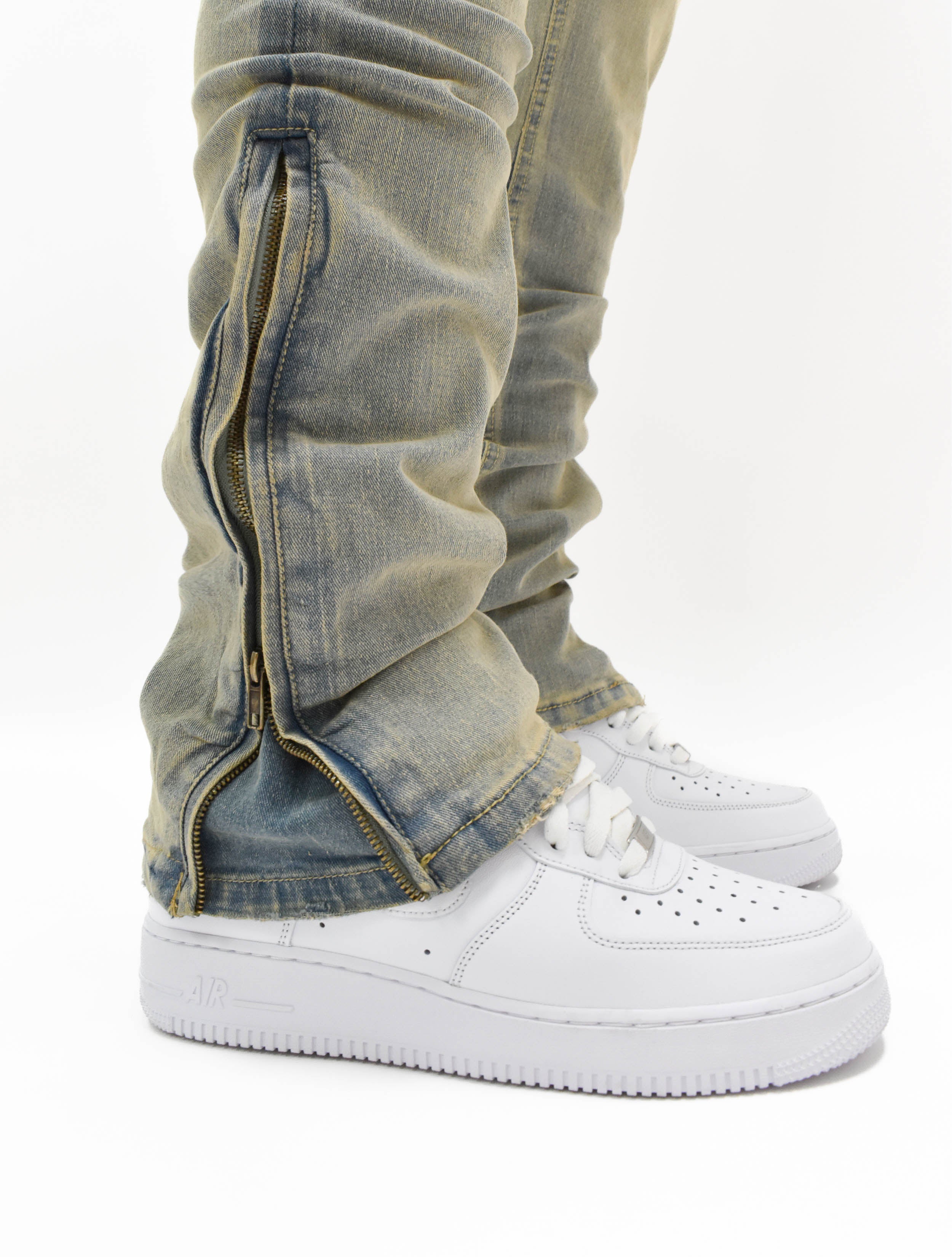 R651 Zip Flared Denim