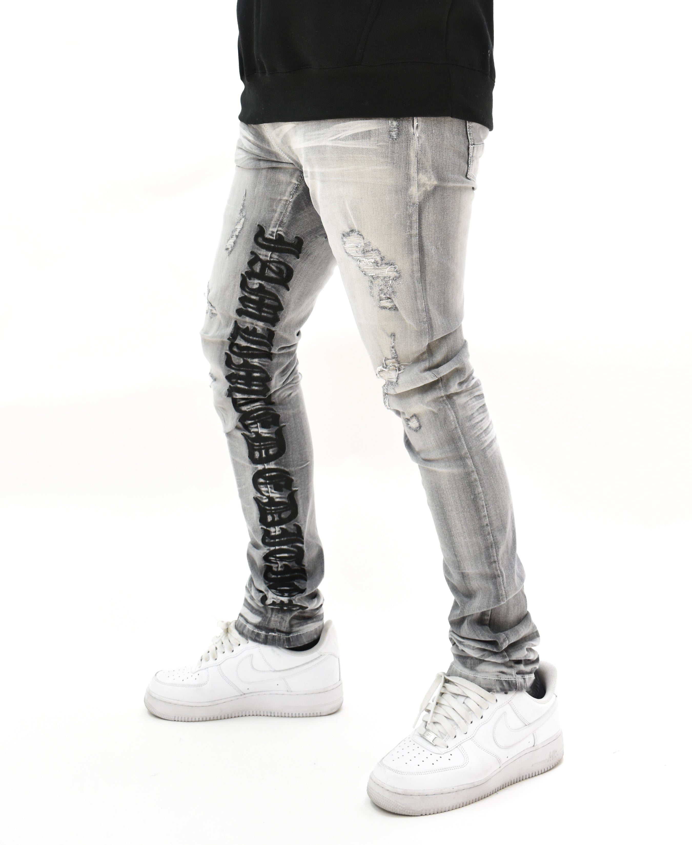 T4018 Embroidered Ripped Denim