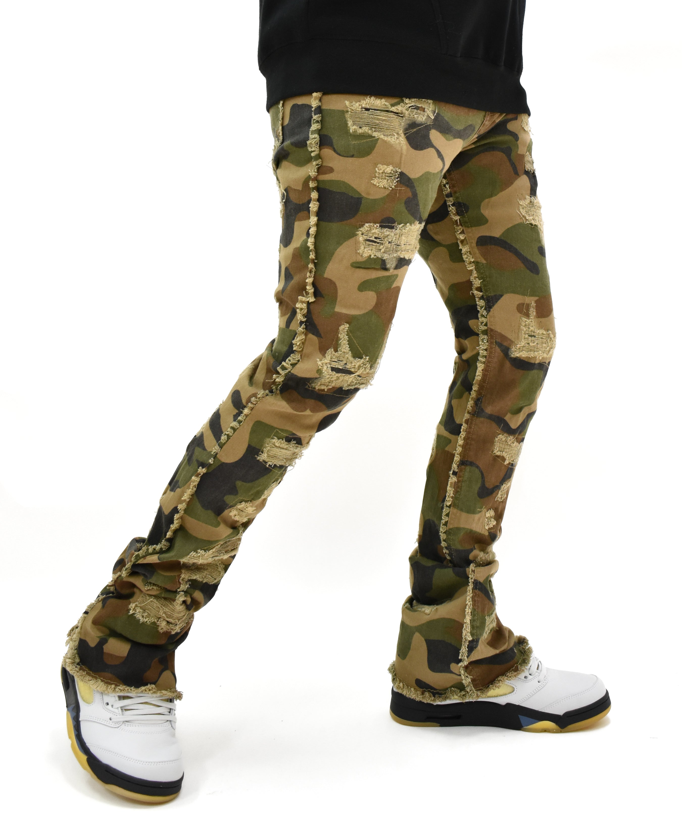 FW330104 Frayed Camo Stacked Denim