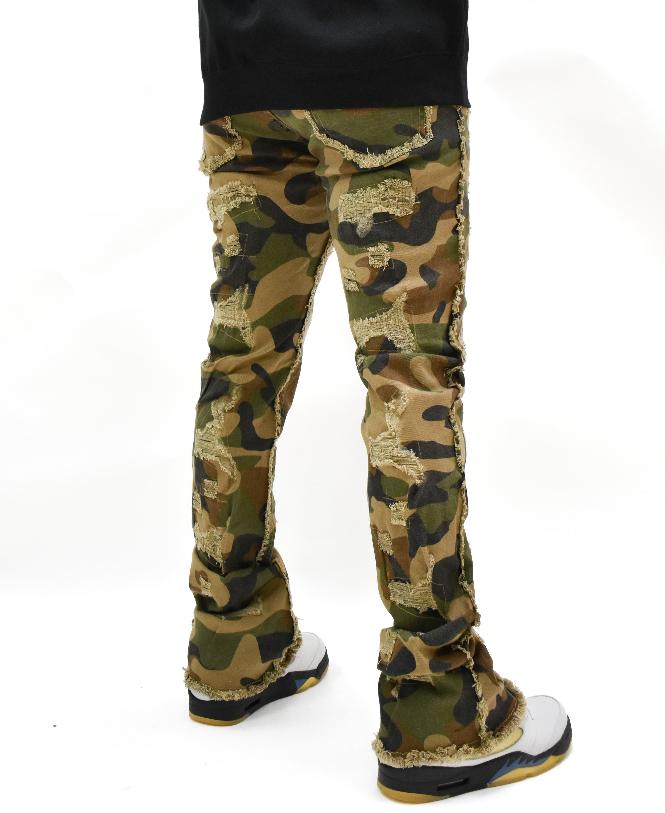 FW330104 Frayed Camo Stacked Denim