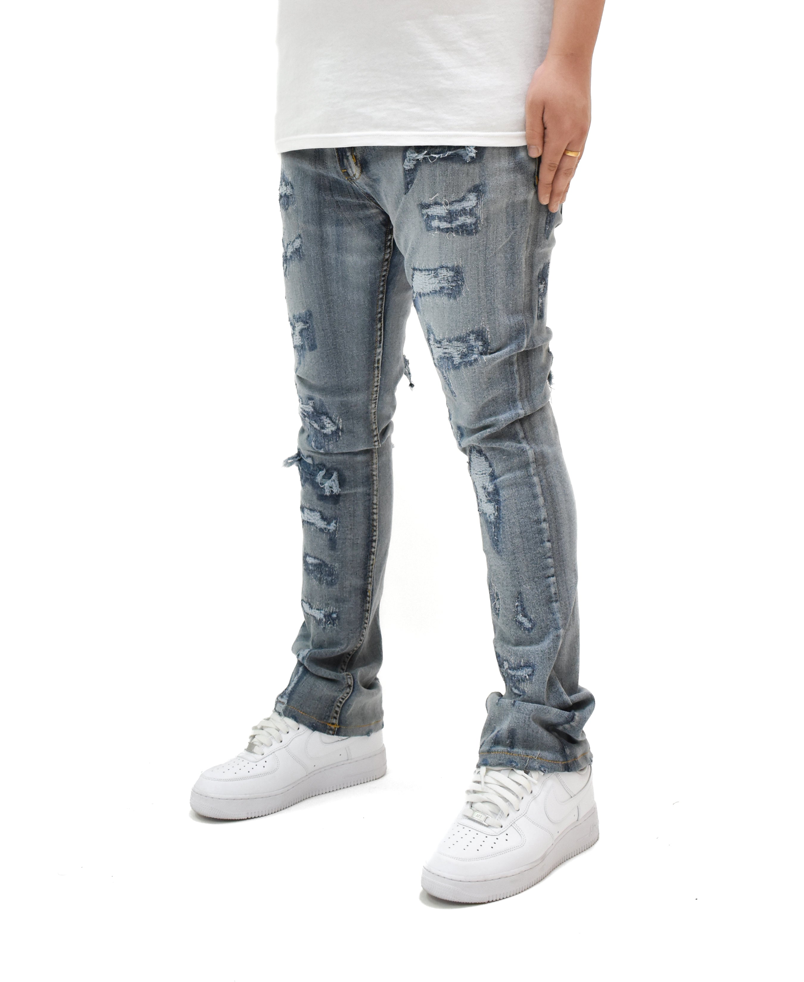 EV330141 Ripped Denim