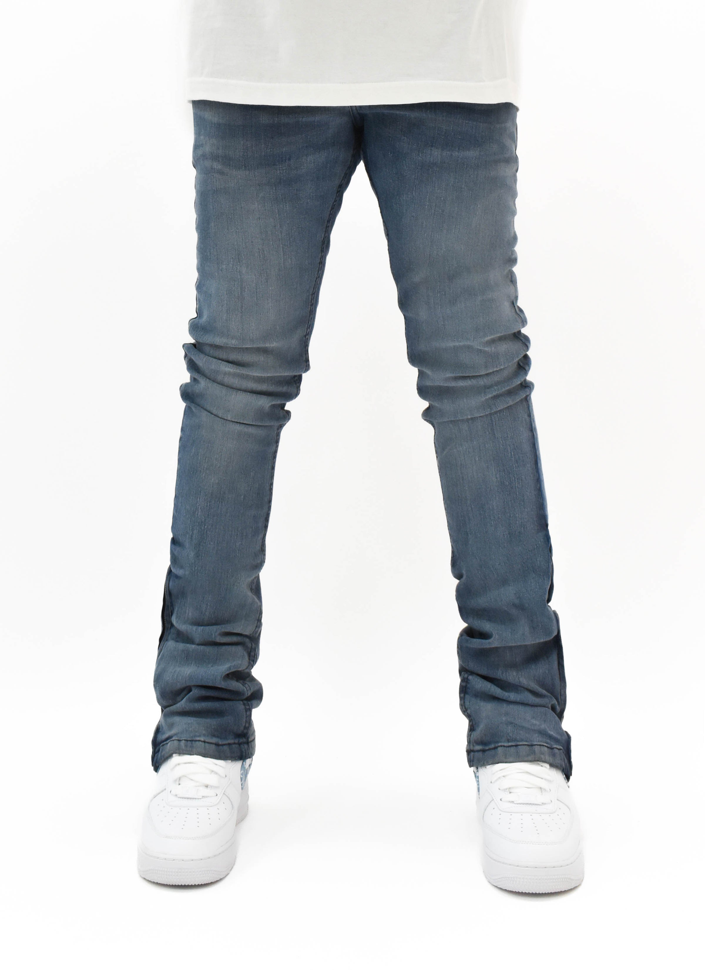 R651 Zip Flared Denim