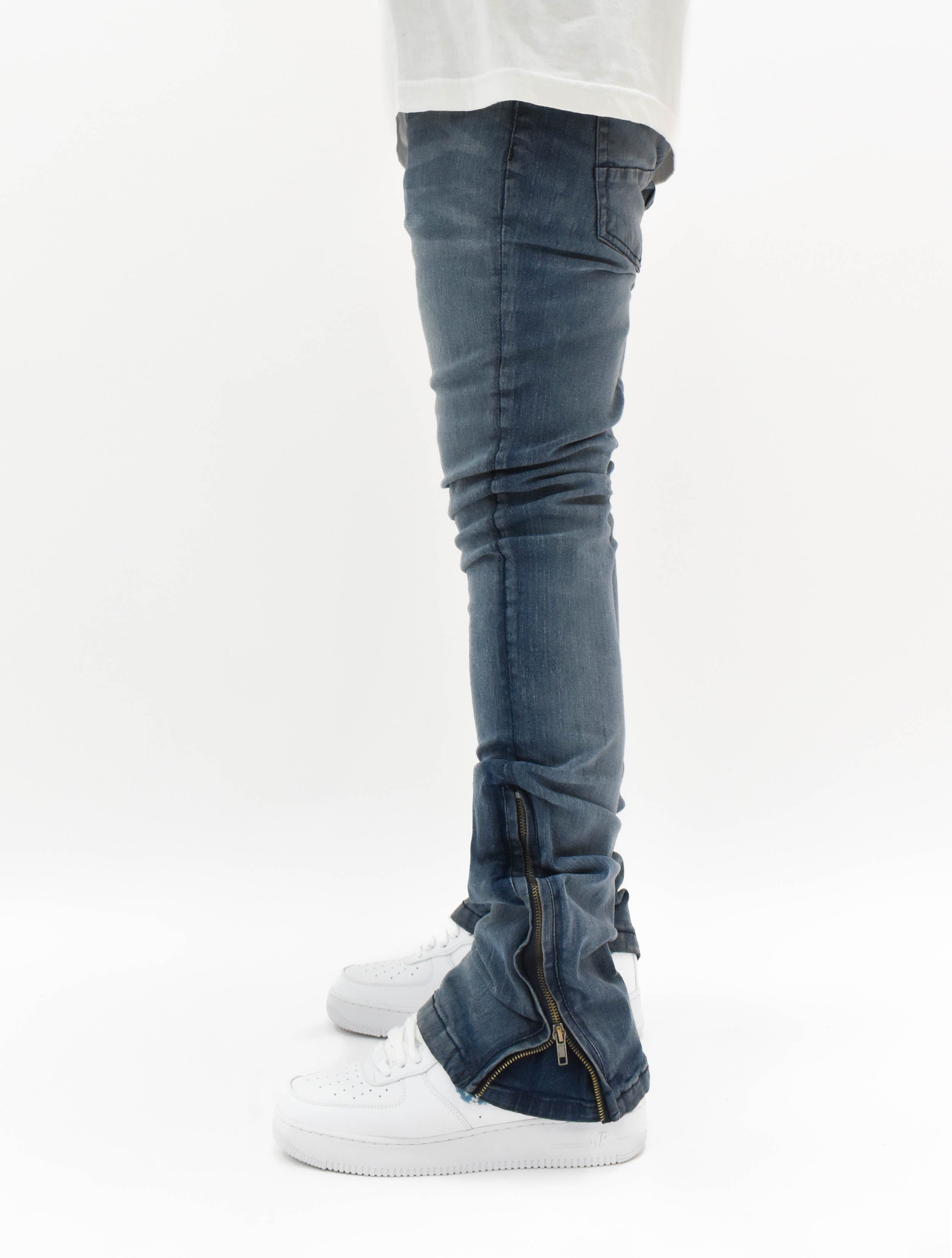 R651 Zip Flared Denim