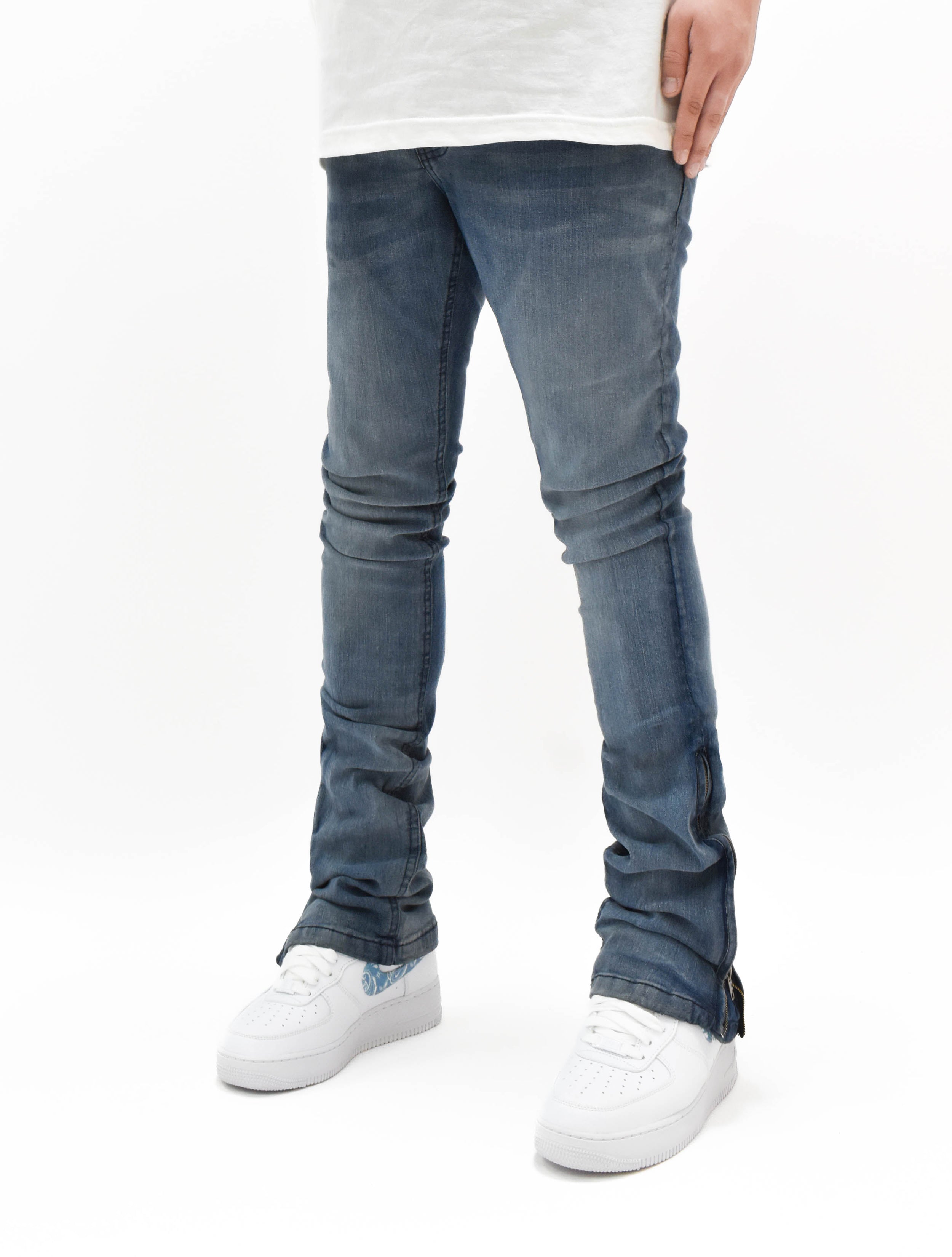 R651 Zip Flared Denim