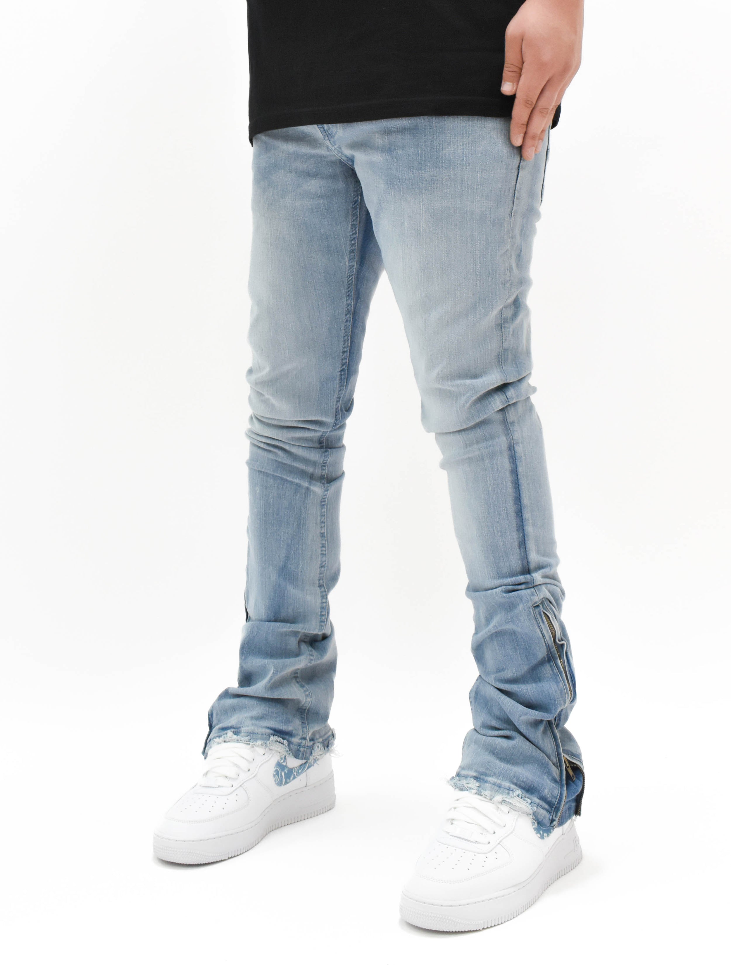 R651 Zip Flared Denim