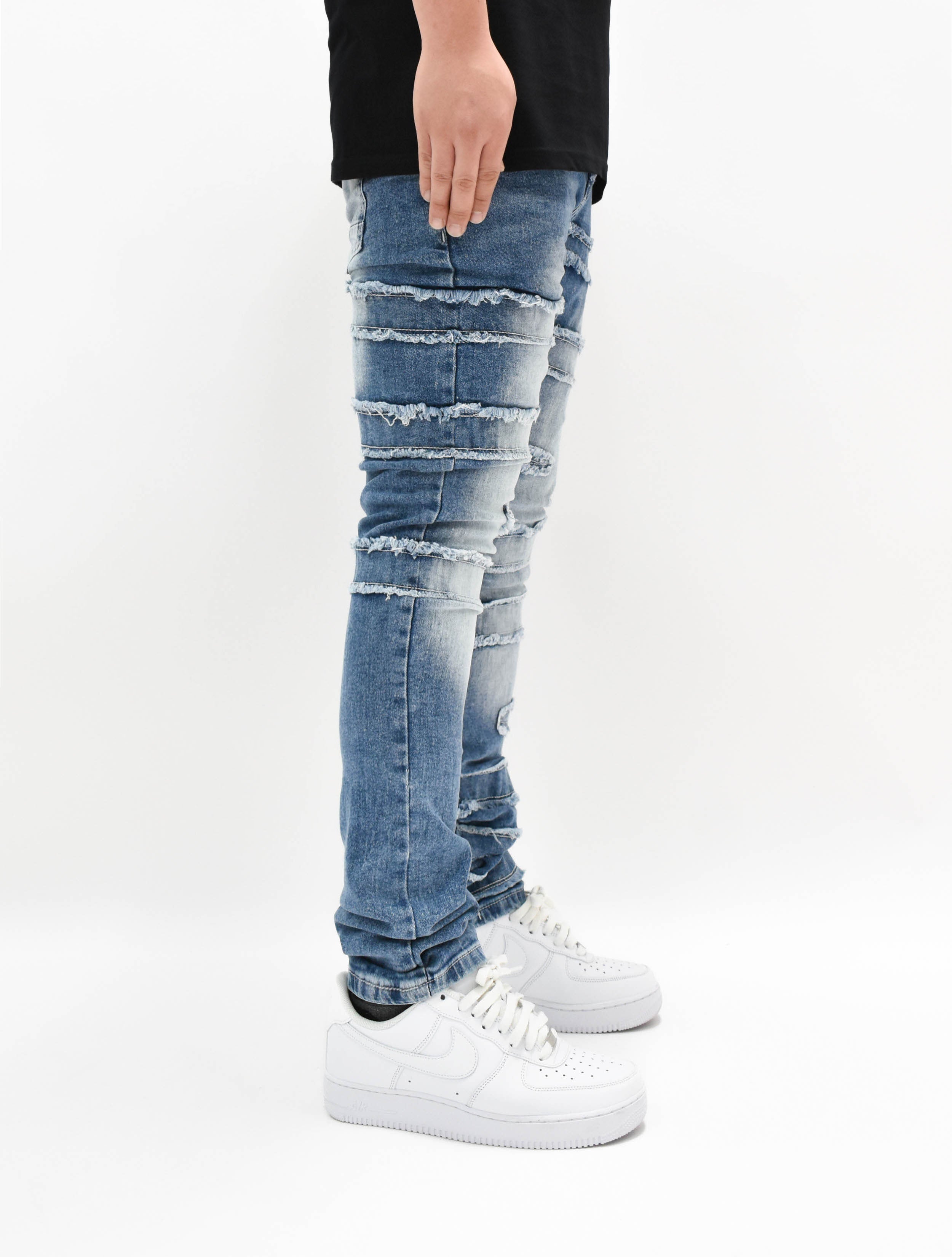 D2005 Distressed Denim