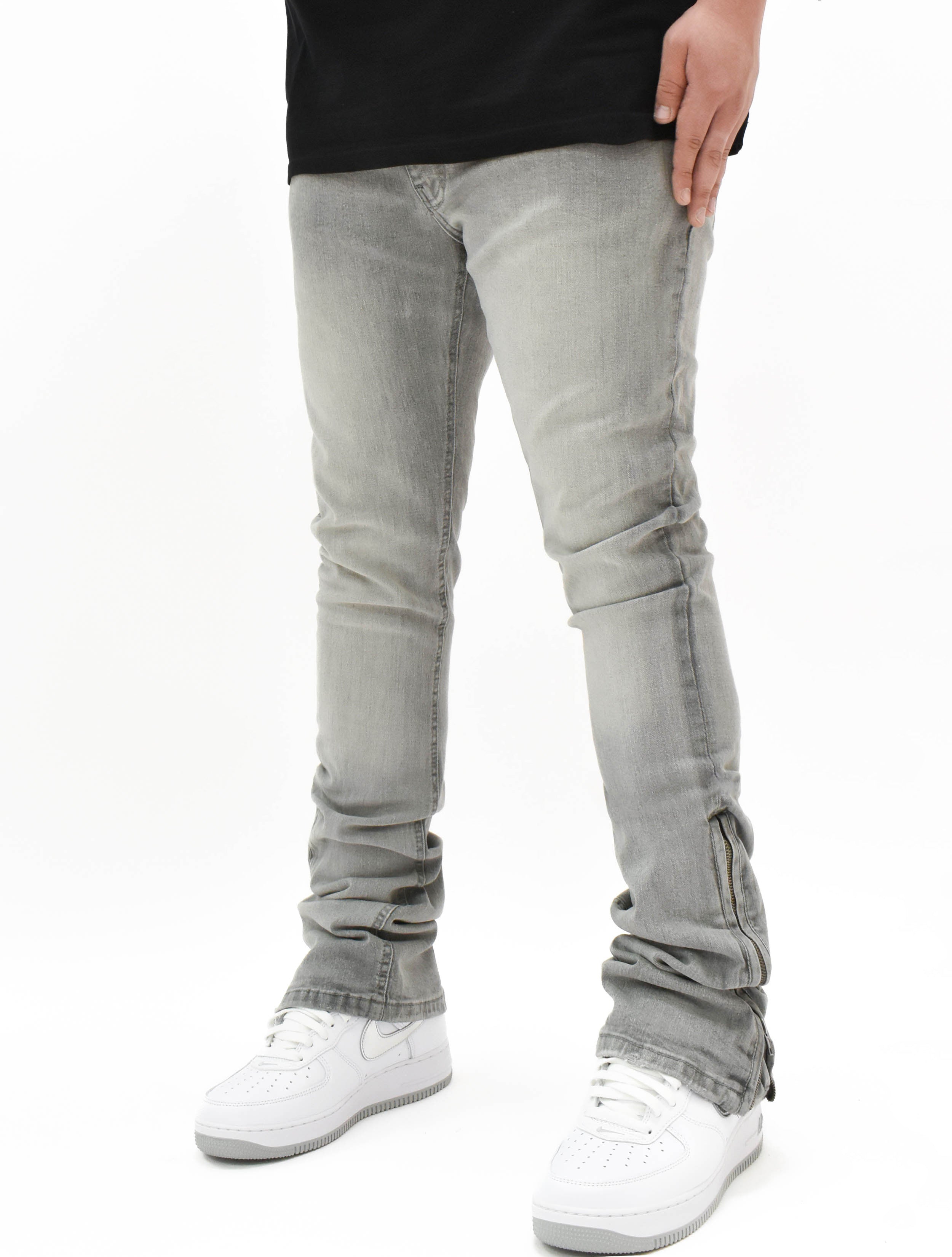 R651 Zip Flared Denim