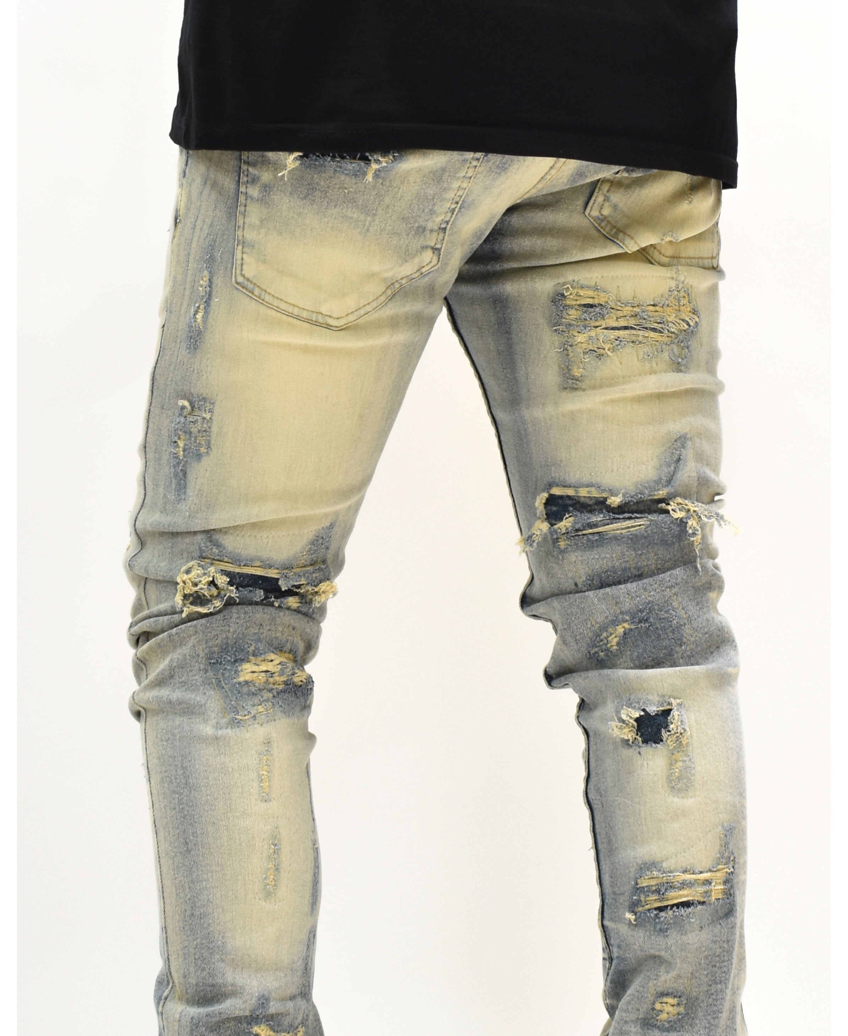 EV330141 Ripped Denim